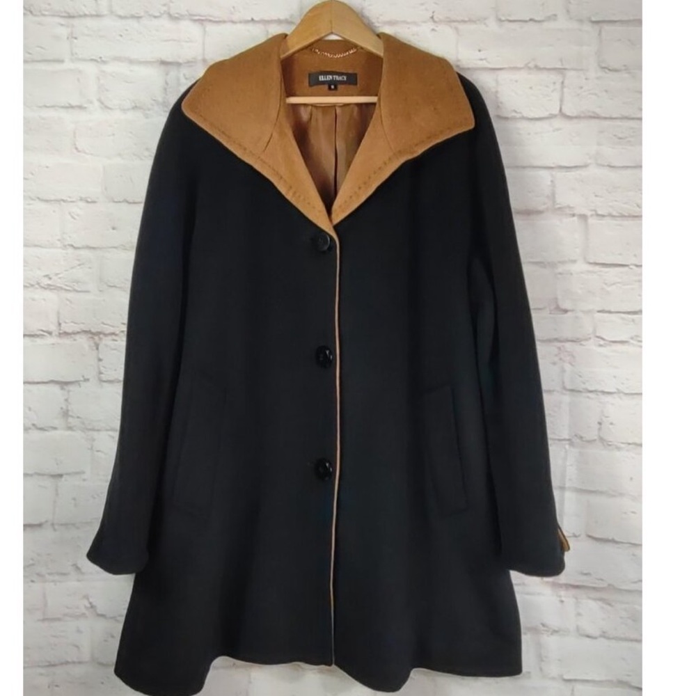 Ellen Tracy size 8 Black and Tan wool blend Pea Coat